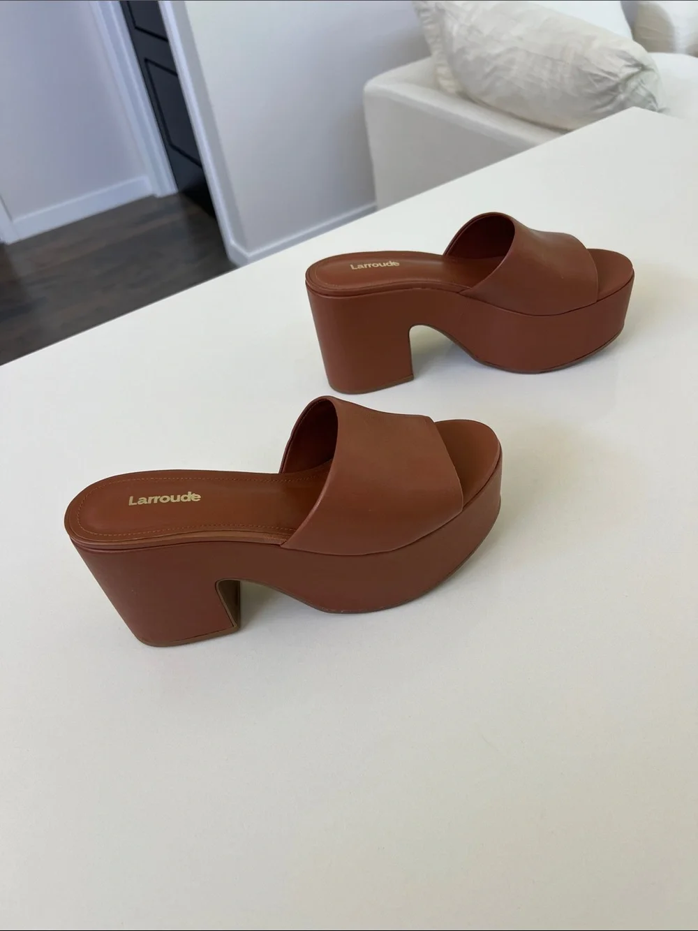 Larroude miso caramel tan brown open toe platform sandals heels 7